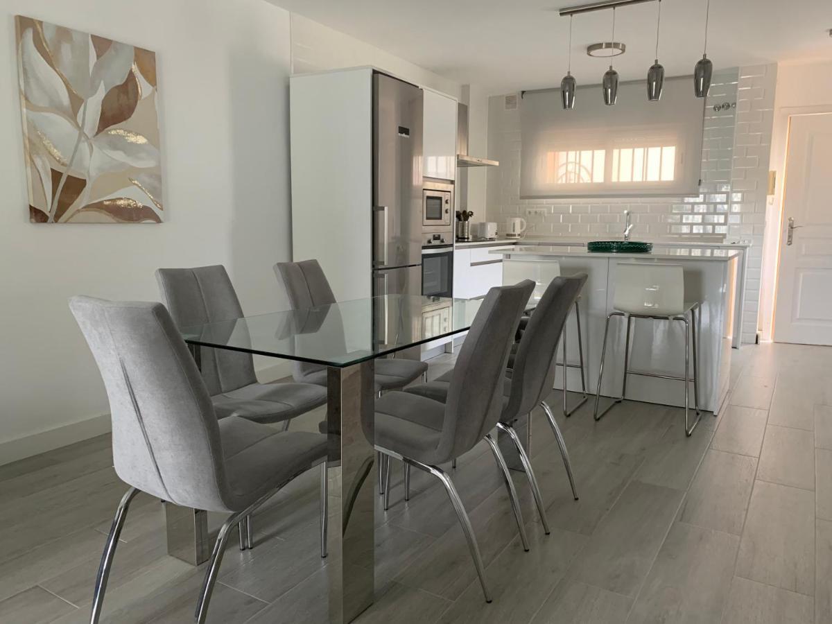 Tulipanes Benalmadena - Parking Privado Lägenhet Exteriör bild