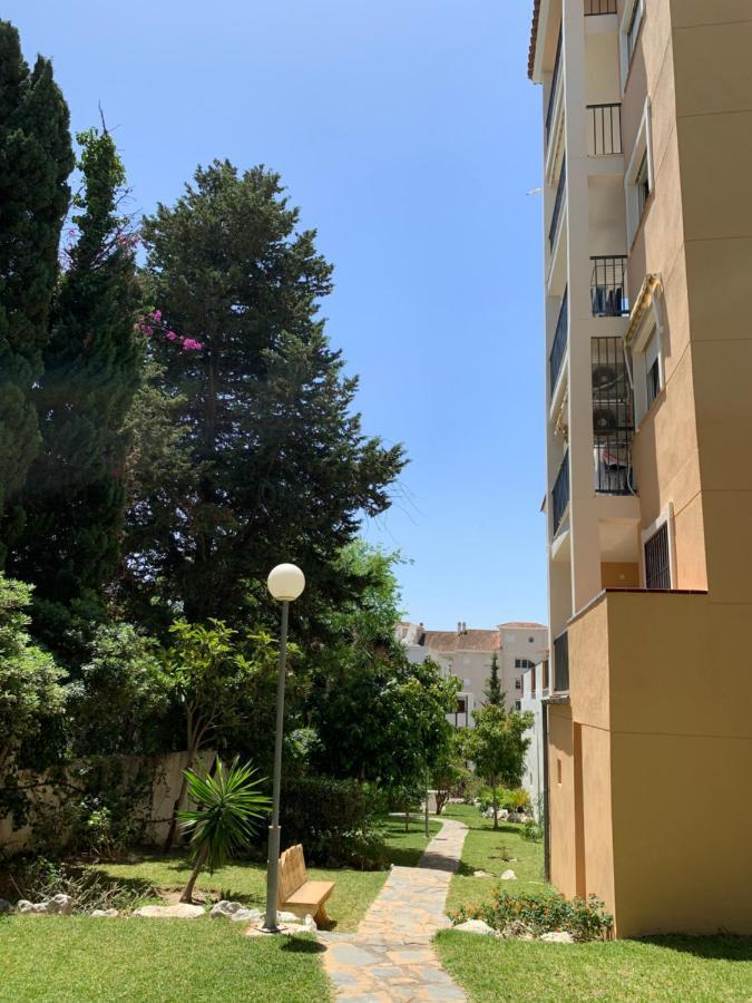 Tulipanes Benalmadena - Parking Privado Lägenhet Exteriör bild